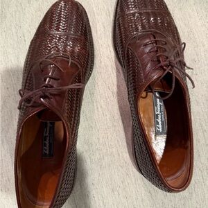 Salvatore Ferragamo Dark Brown Woven Oxfords Size 10B